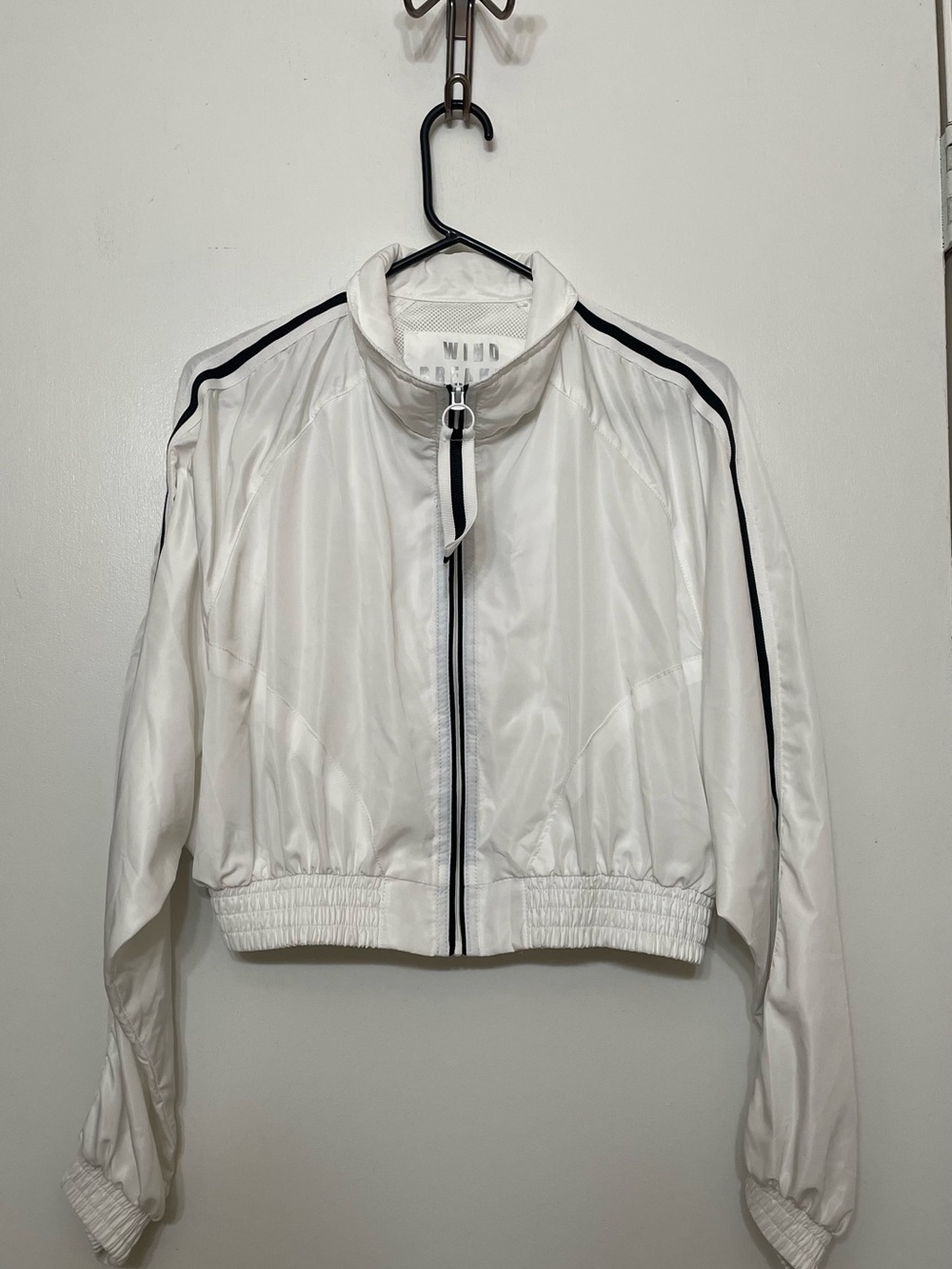 Love Tree Women's Windbreaker Jacket S Cropped Full Zip Lightweight White/Black